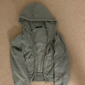 Brandt Melville zip up